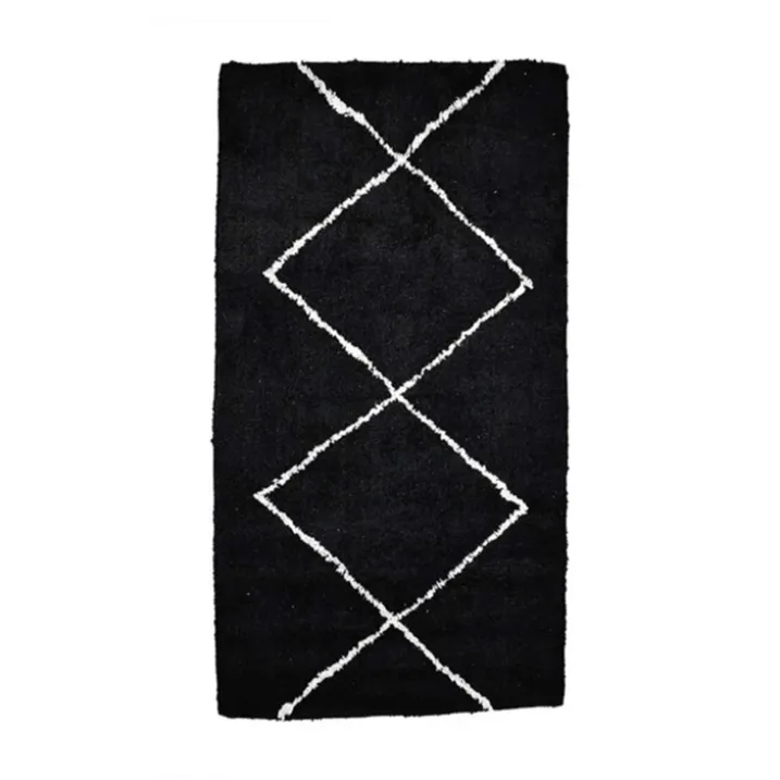 Tapis berbère à motifs graphiques