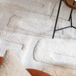 Tapis en laine motif abstrait