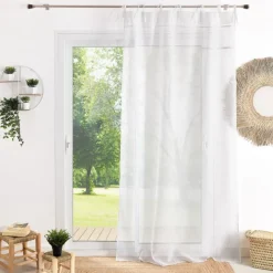 Voilage avec rubans macramé