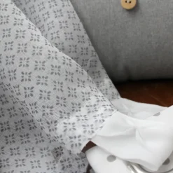 Voilage œillets à motifs géométriques