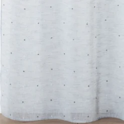 Voilage à motifs de petites croix