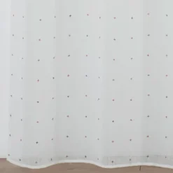 Voilage à motifs de petites croix