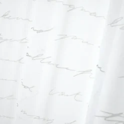 Voilage à oeillets imprimé texte