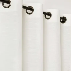 Voilage tamisant aux fils satinés