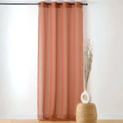 Voilagetamisant à relief