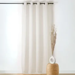 Voilagetamisant à relief