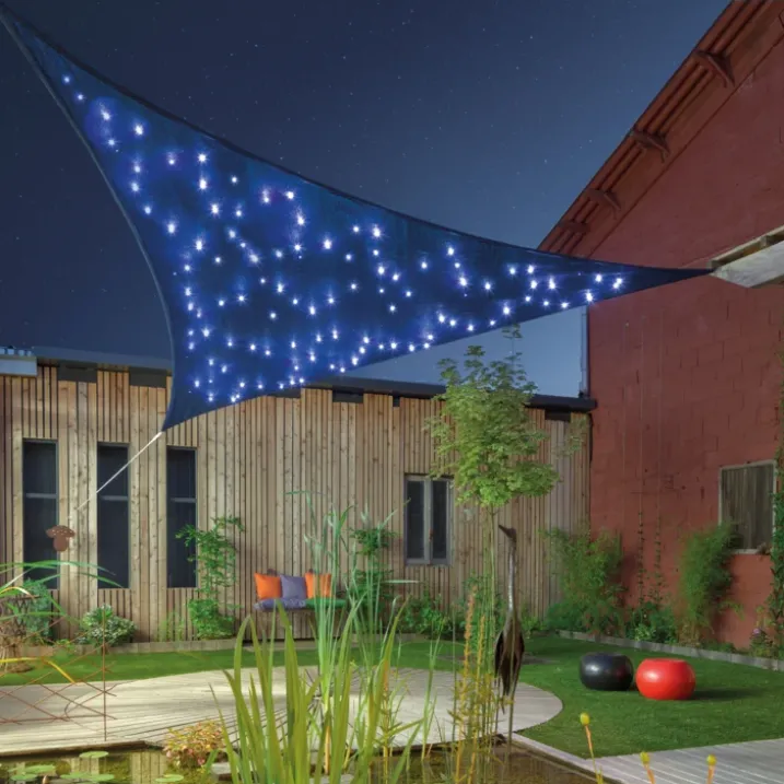 Voile d’ombrage triangulaireétoilé avec leds solaires