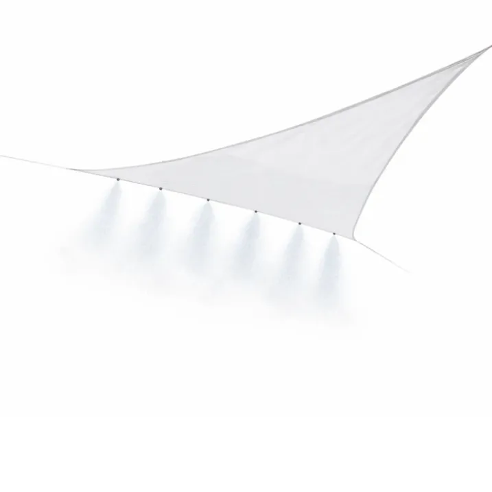 Voile d’ombrage triangulaire avec brumisateur intégré